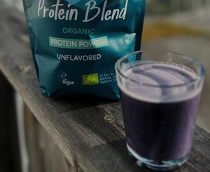 Vegansk Protein Blend – ren, neutral och mångsidig - Här har Emelie Forsberg gjort en Smoothie - blandas snabbt och perfekt proteniintag under dagens gång